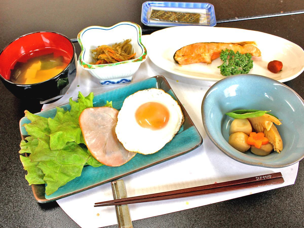 Tokiokasou Hotel Takahama  Екстериор снимка