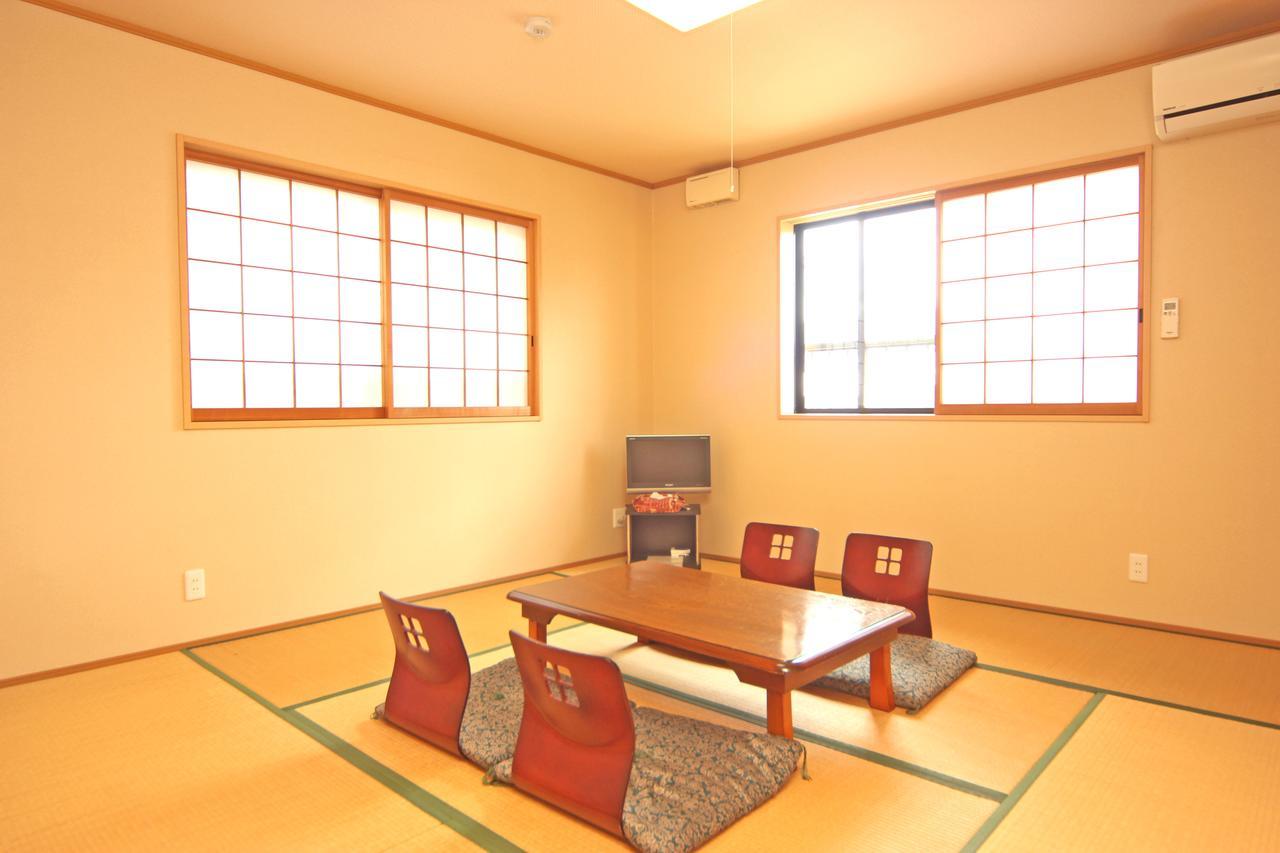 Tokiokasou Hotel Takahama  Екстериор снимка